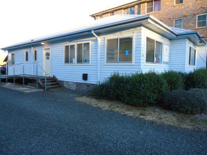 143 Marsh Street, Armidale NSW 2350