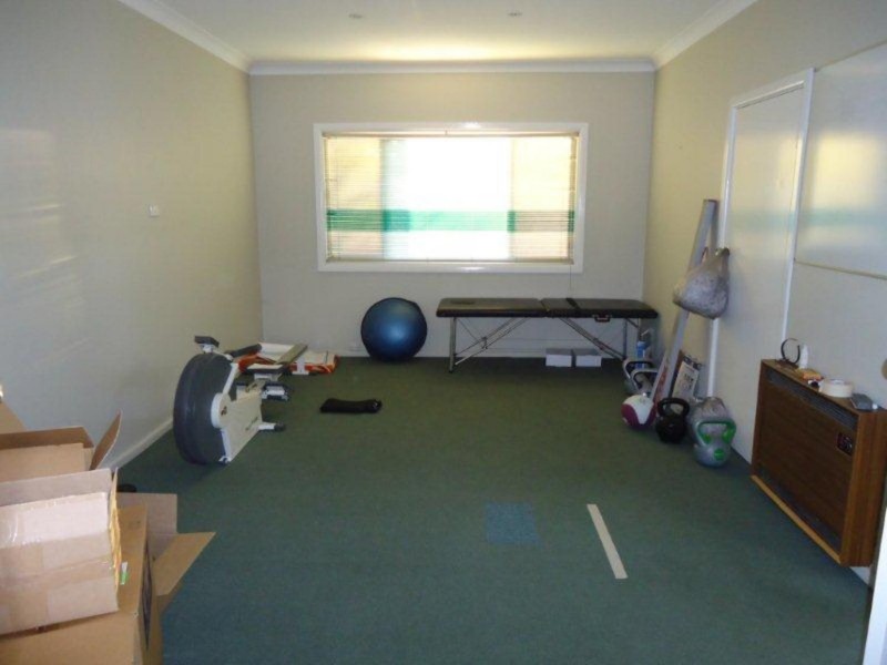 143 Marsh Street, Armidale NSW 2350