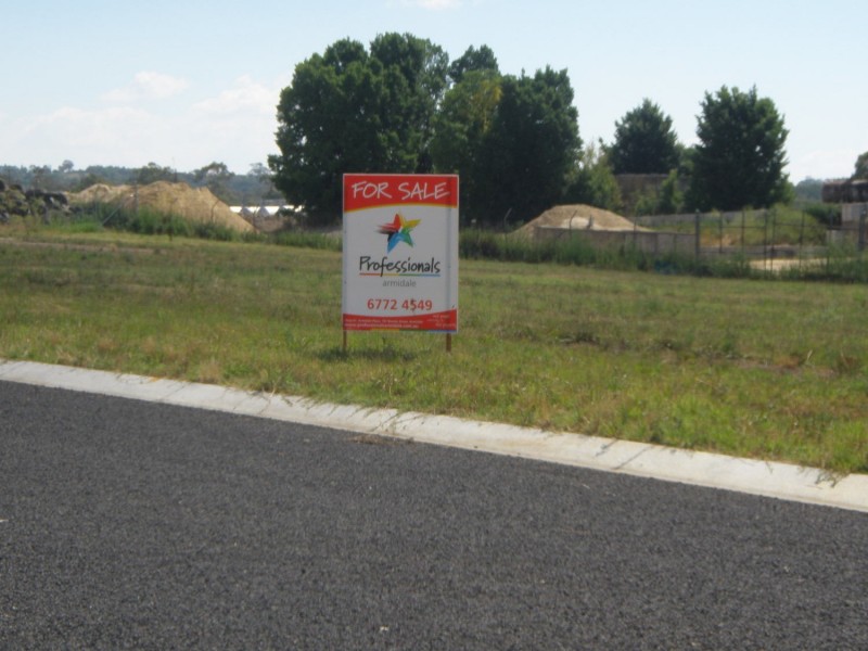 3 Southern Cross Drive, Armidale NSW 2350