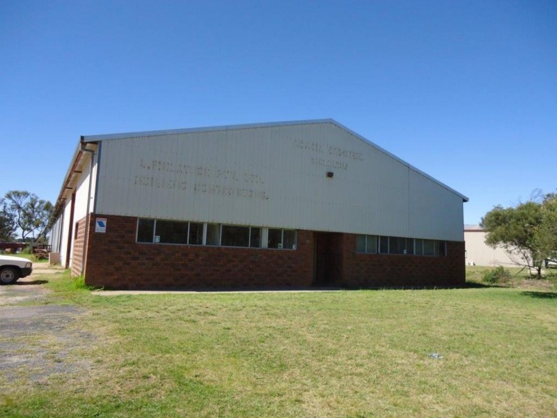 18 Myrtle Drive, Armidale NSW 2350