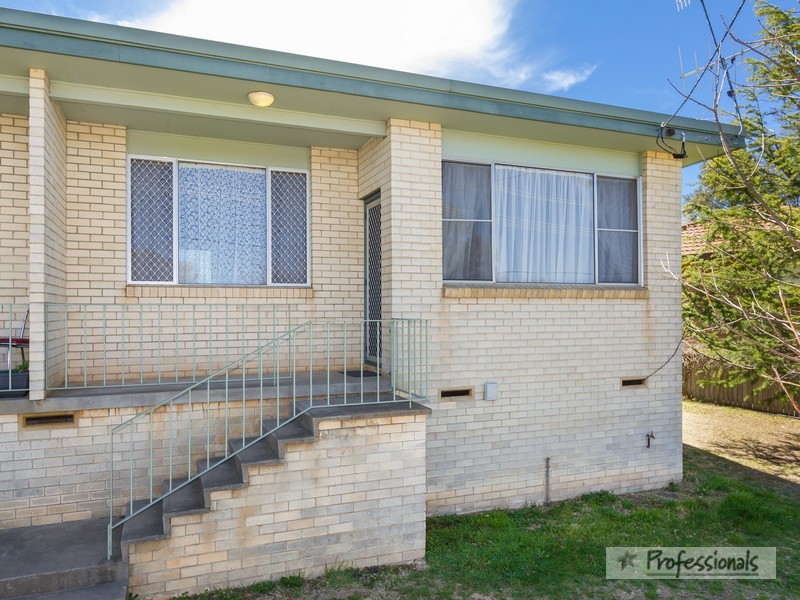 4/7 Glass  Street, Armidale NSW 2350