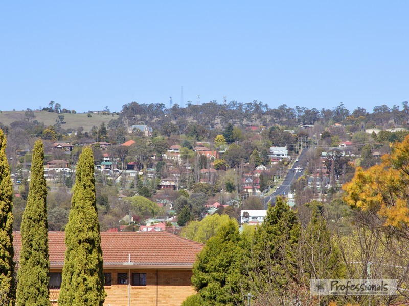 4/7 Glass  Street, Armidale NSW 2350