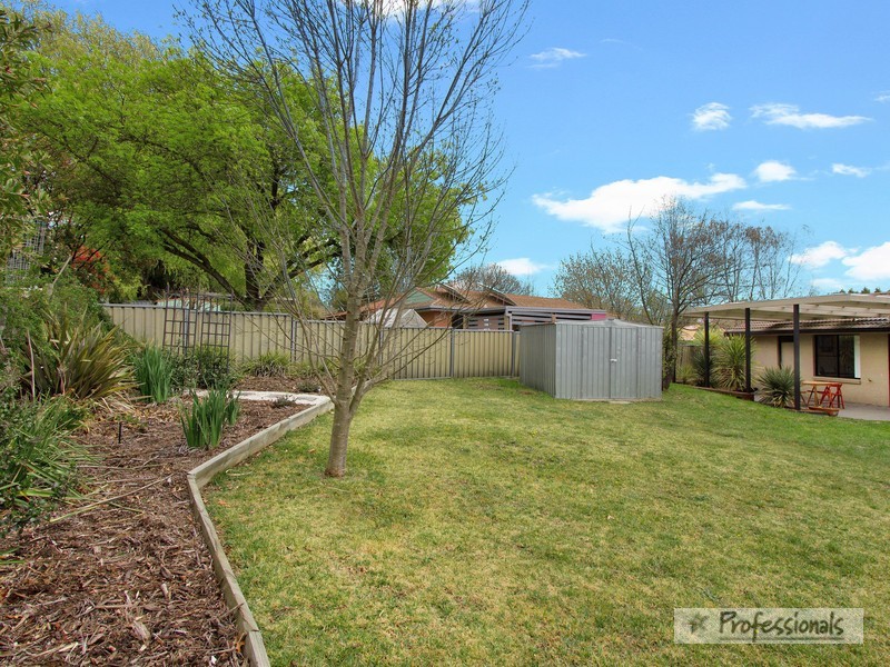 6 Moyes Street, Armidale NSW 2350
