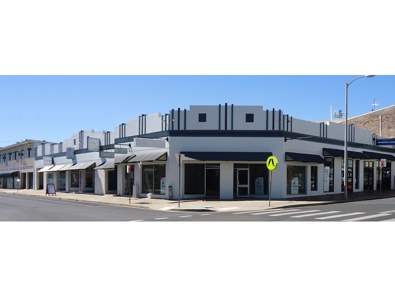6 & 7/108 Beardy  Street, Armidale NSW 2350