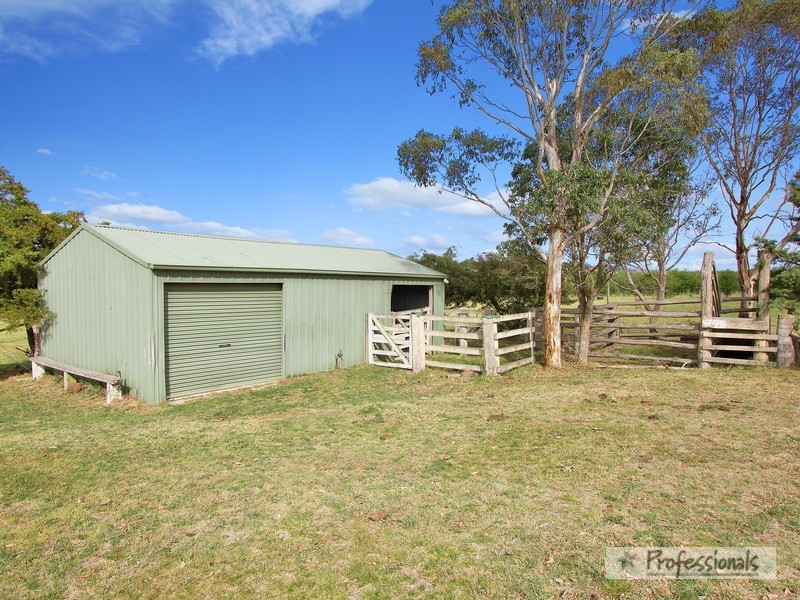 264 Long Swamp Road, Armidale NSW 2350