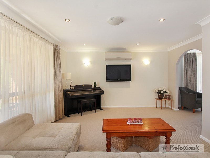 10 Joan Place, Armidale NSW 2350