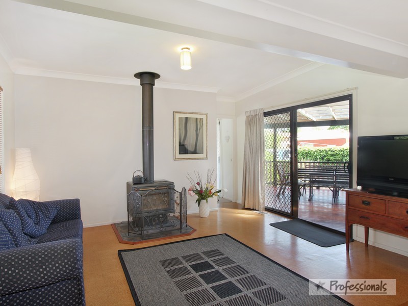 10 Joan Place, Armidale NSW 2350
