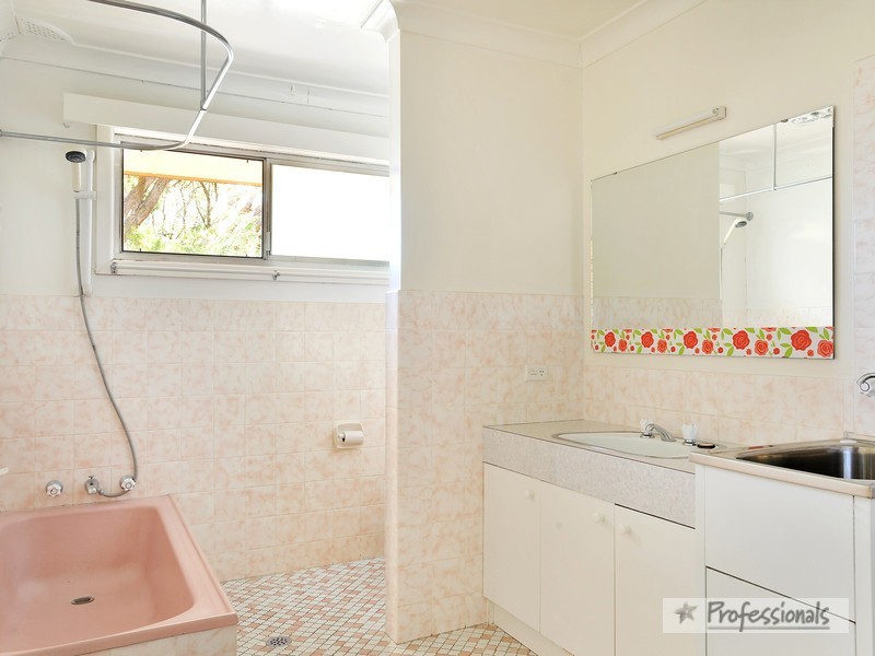 16 Roslyn Avenue, Armidale NSW 2350