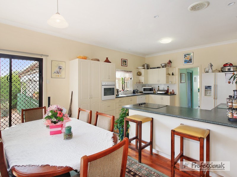 207 Barney Street, Armidale NSW 2350