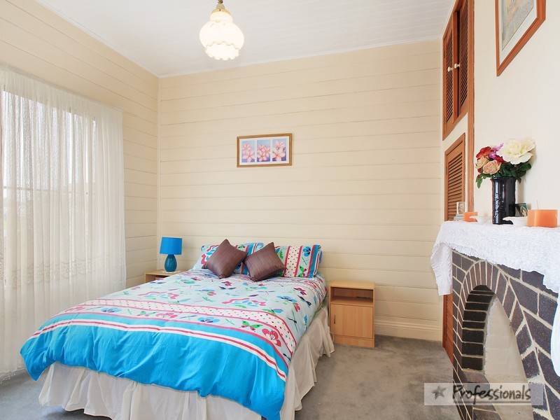 207 Barney Street, Armidale NSW 2350