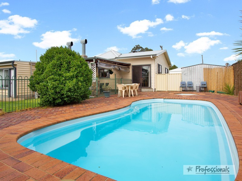207 Barney Street, Armidale NSW 2350