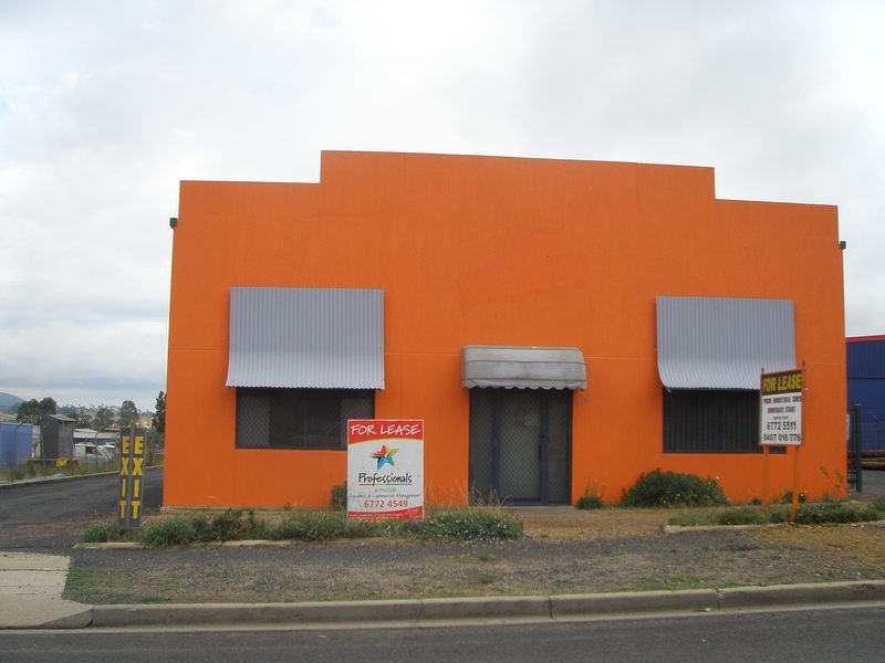 229 Mann Street, Armidale NSW 2350