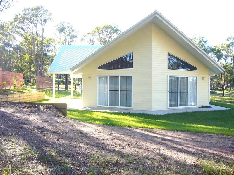 53 Kareela Road, Armidale NSW 2350