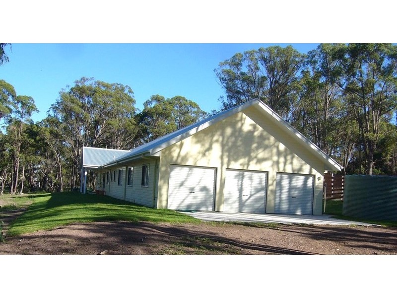 53 Kareela Road, Armidale NSW 2350