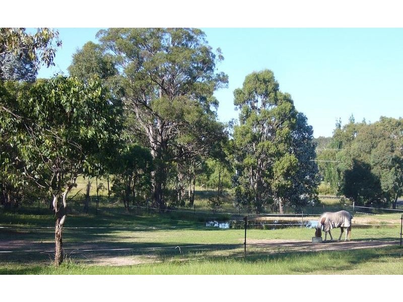 53 Kareela Road, Armidale NSW 2350