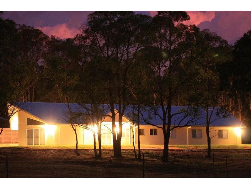 53 Kareela Road, Armidale NSW 2350