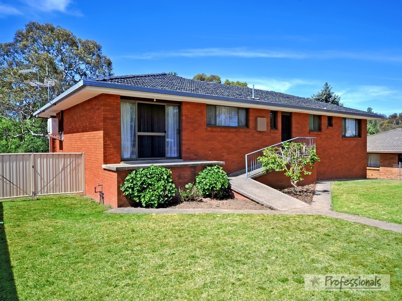 26 Watson Avenue, Armidale NSW 2350