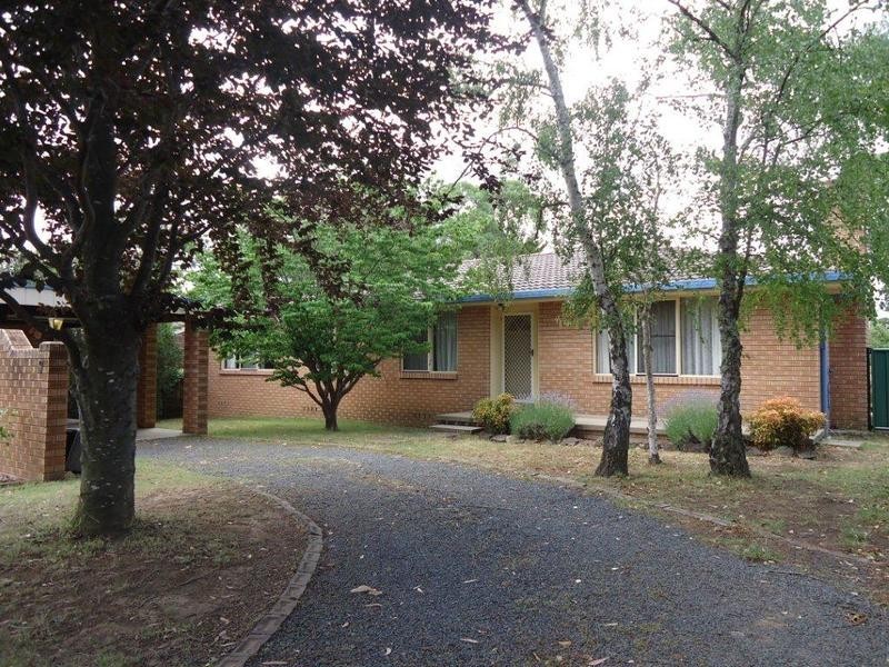 9 Robina Crescent, Armidale NSW 2350