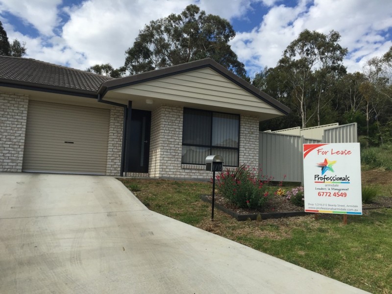1/13 Grandview Crescent, Armidale NSW 2350
