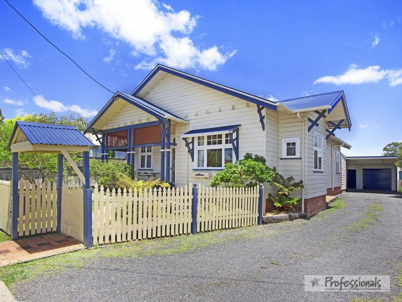 216  Canambe Street, Armidale NSW 2350