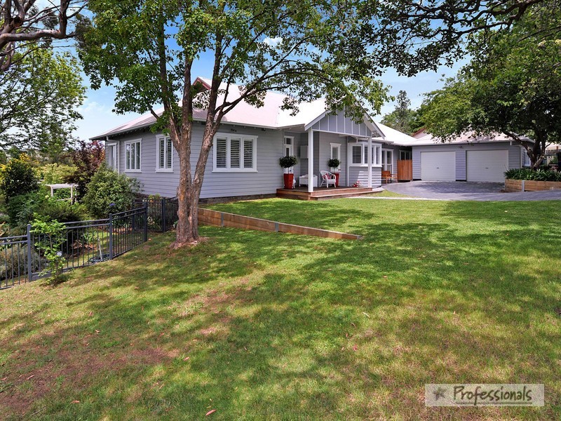 24 College Avenue, Armidale NSW 2350