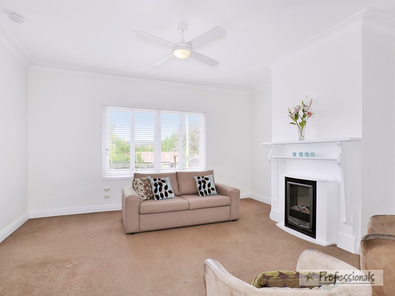 24 College Avenue, Armidale NSW 2350