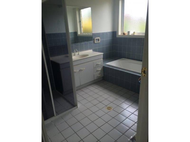 75 Macdonald Drive, Armidale NSW 2350