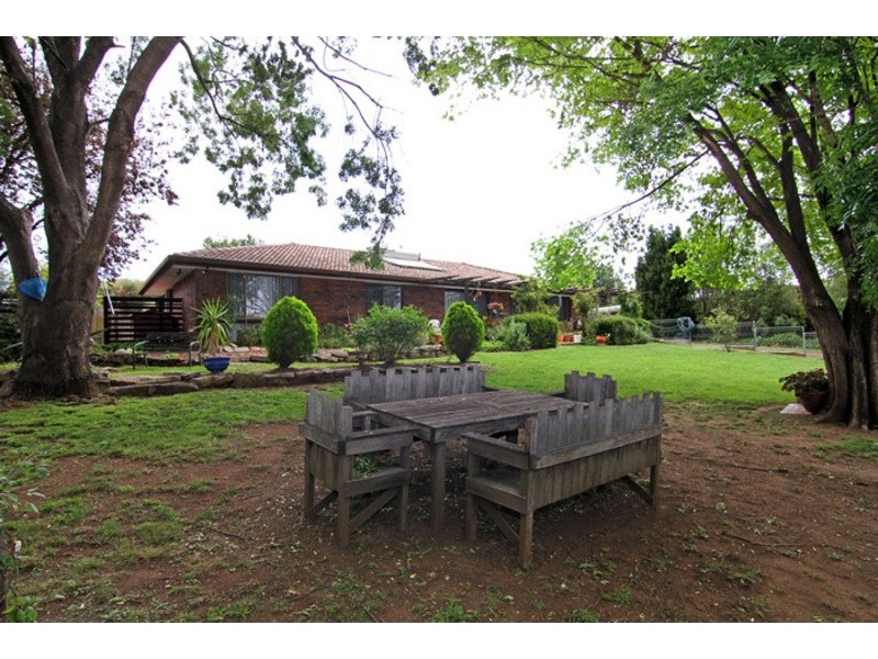 7 Barclay Street, Armidale NSW 2350