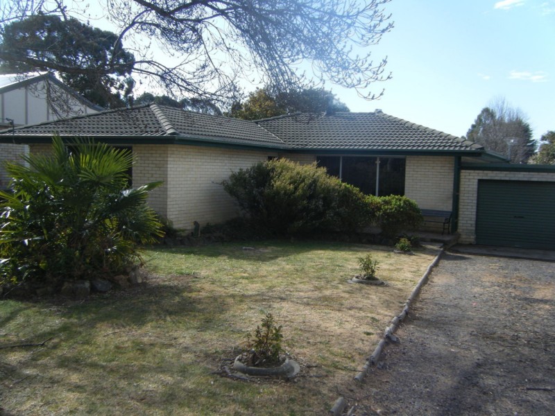 7 Bowman Avenue, Armidale NSW 2350