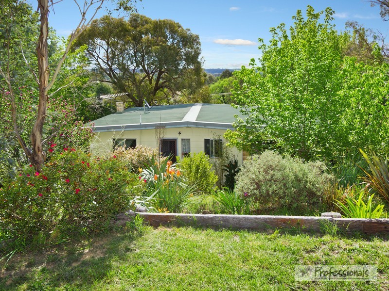 17 Northcott Street, Armidale NSW 2350