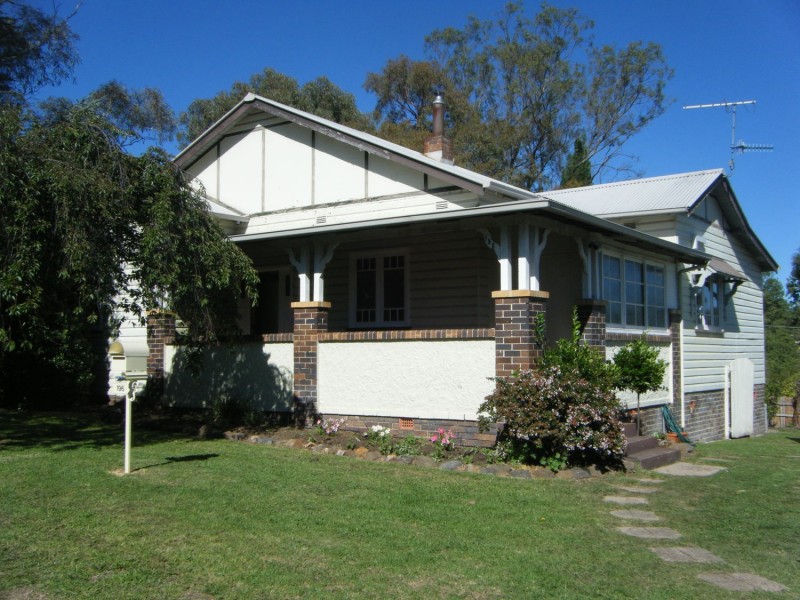 196 Jessie Street, Armidale NSW 2350