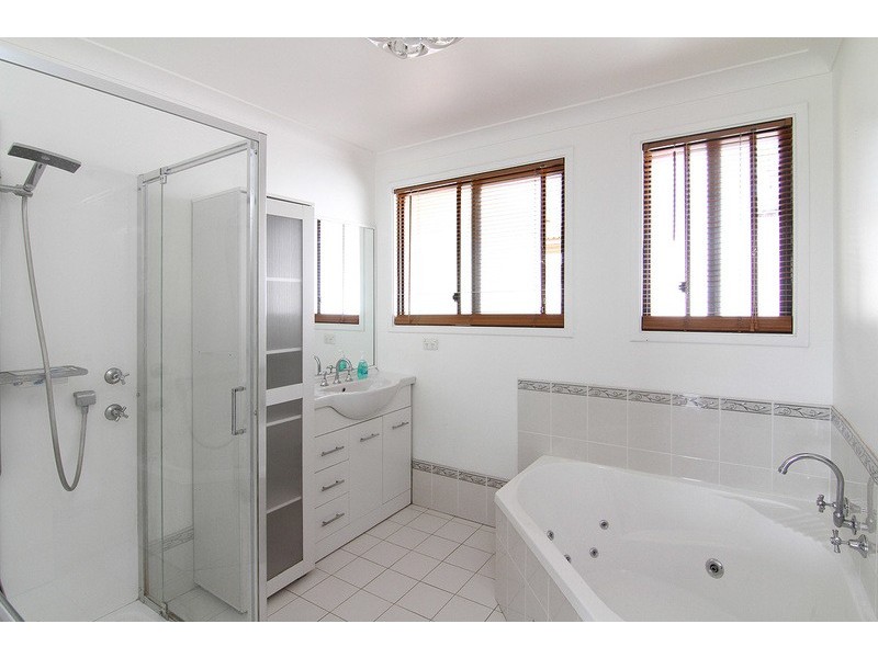 73 Milne Road, Armidale NSW 2350