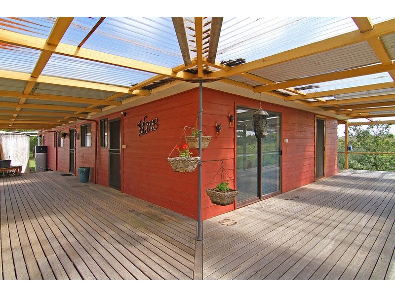 73 Milne Road, Armidale NSW 2350