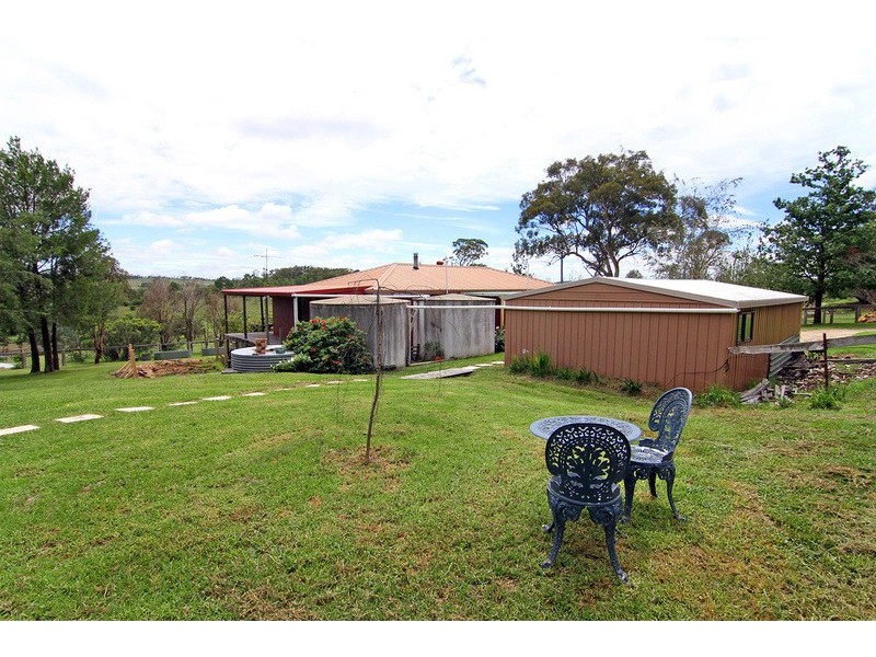 73 Milne Road, Armidale NSW 2350