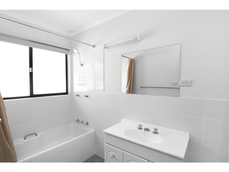 13 Werrina Crescent, Armidale NSW 2350