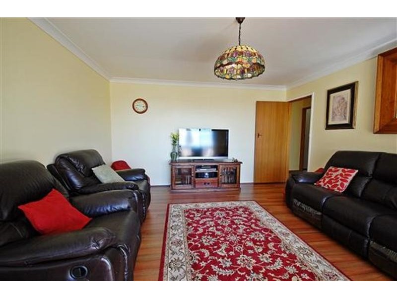 6 Burgess Street, Armidale NSW 2350