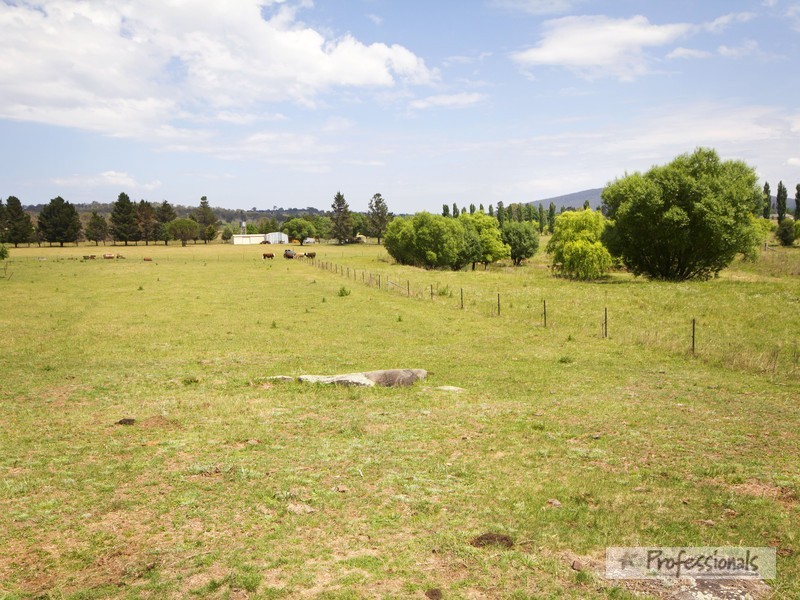 23 O’Connells Road, Armidale NSW 2350