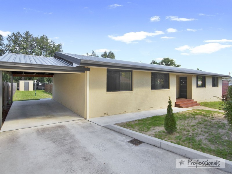2/154 Allingham Street, Armidale NSW 2350