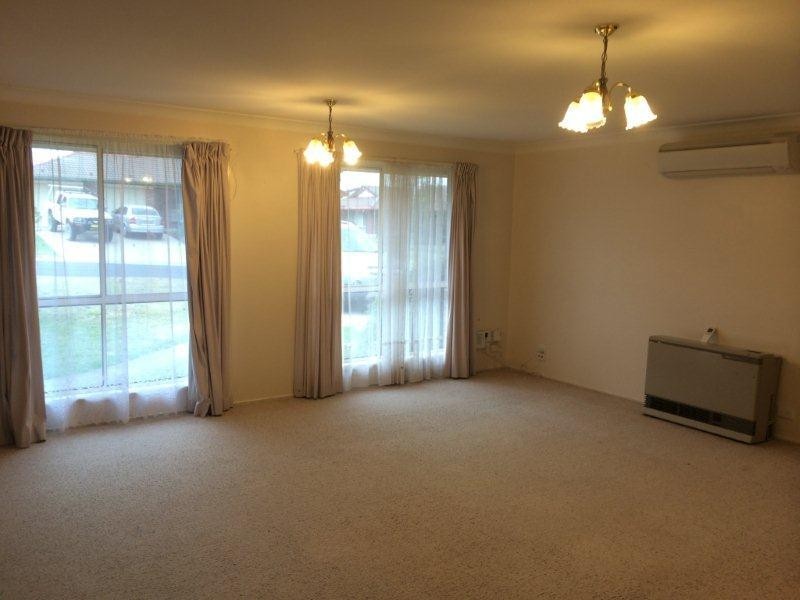 13 Eleanor Close, Armidale NSW 2350