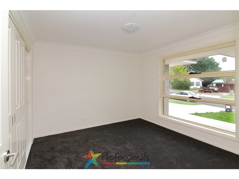 18 Moyes Street, Armidale NSW 2350