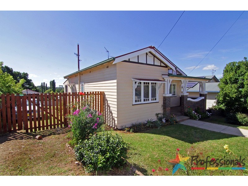 61 Faulkner Street, Armidale NSW 2350