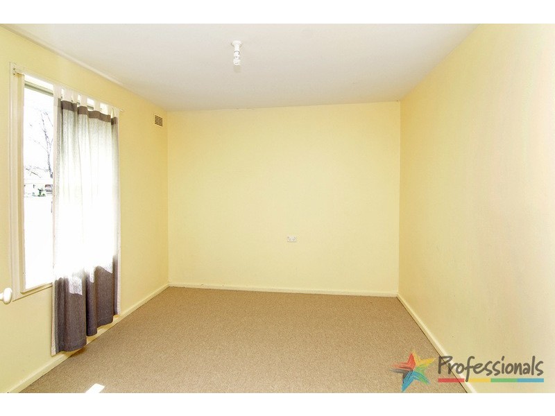 16 McBean Avenue, Armidale NSW 2350