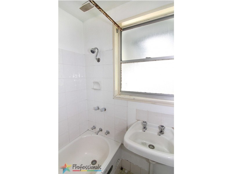 16 McBean Avenue, Armidale NSW 2350