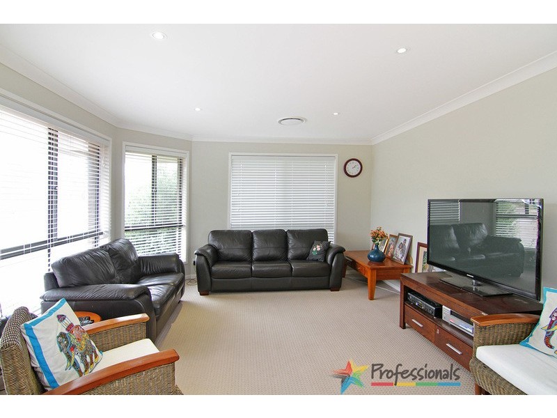 16 Mason Crescent, Armidale NSW 2350