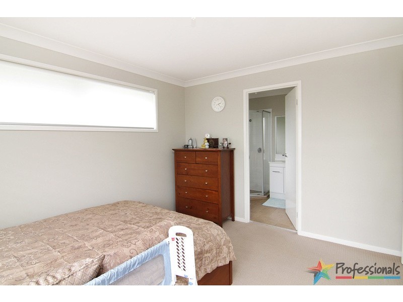 16 Mason Crescent, Armidale NSW 2350