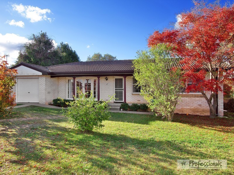 17 Watson Avenue, Armidale NSW 2350
