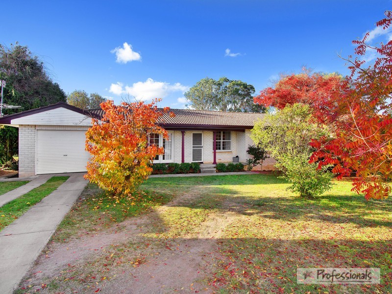 17 Watson Avenue, Armidale NSW 2350