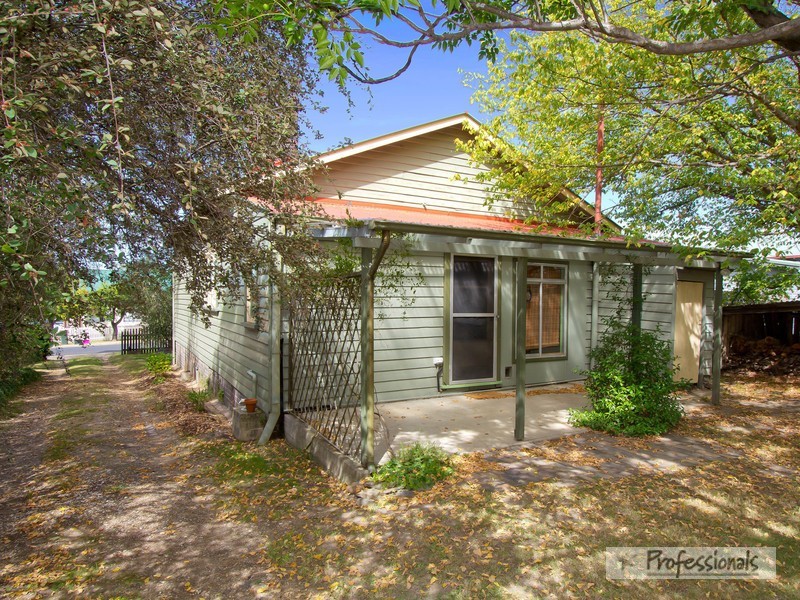 85 Jeffrey Street, Armidale NSW 2350