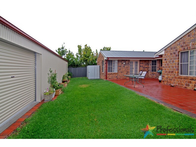 1 Munro Avenue, Uralla NSW 2358