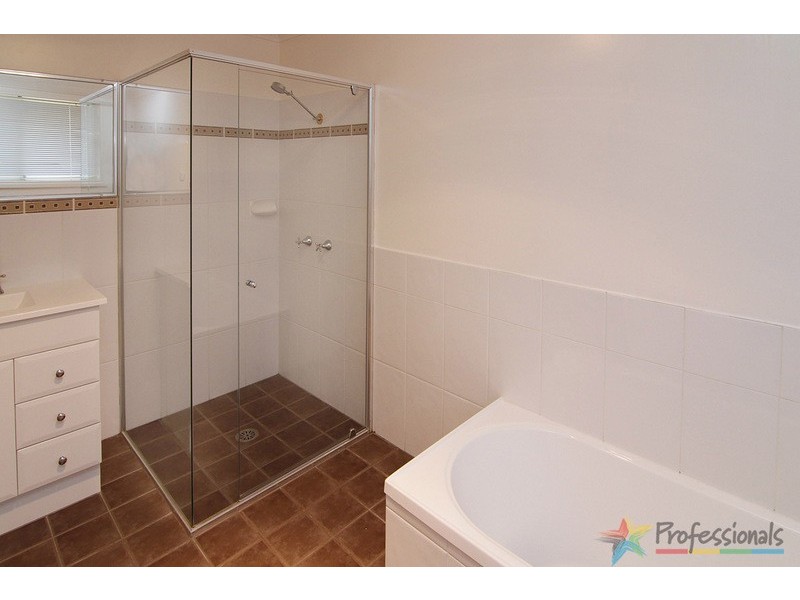 8 The Boulevard, Armidale NSW 2350